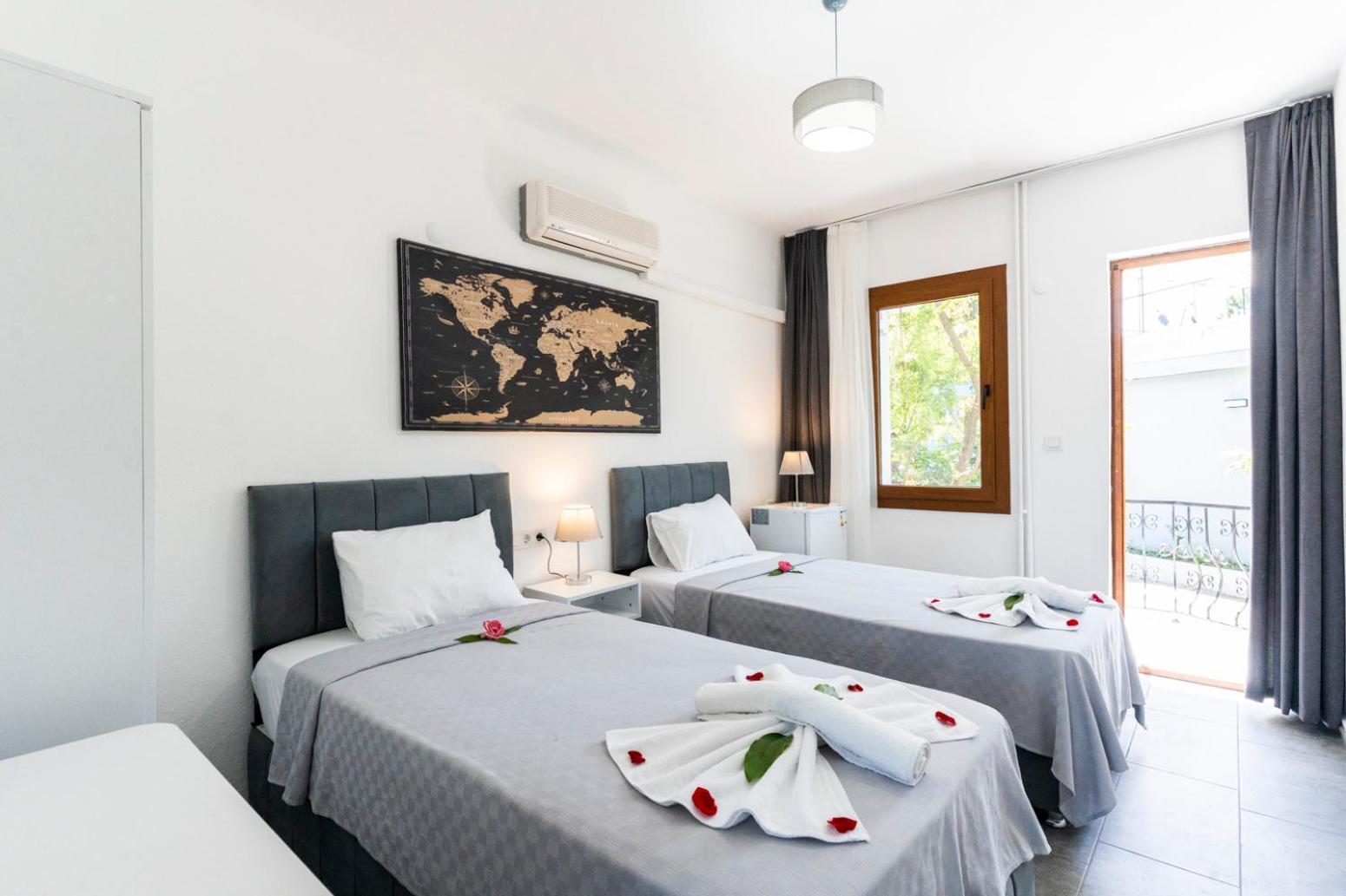 Yeni Doga Hotel ดาลยัน ภายนอก รูปภาพ
